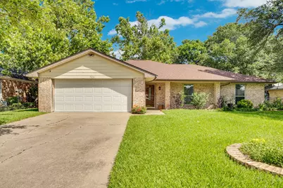 504 Kim Avenue, Ennis, TX 75119 - Photo 3