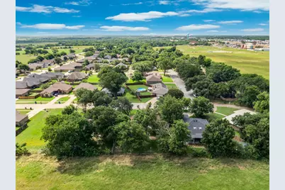 504 Kim Avenue, Ennis, TX 75119 - Photo 33