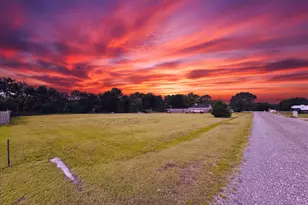 271 County Rd 4443, Trenton, TX 75490 - Photo 1