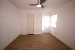 2916 Harbinger Ln, Dallas, TX 75287 - Photo 7