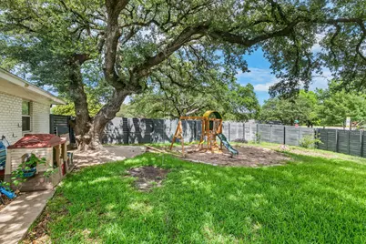 2300 Mount Carmel Drive, Waco, TX 76710 - Photo 33