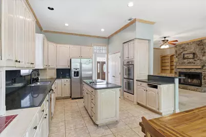 103 Woodland Drive, Highland Village, TX 75077 - Photo 17