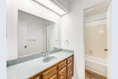 3914 Willowood Lane, Grand Prairie, TX 75052 - Photo 9