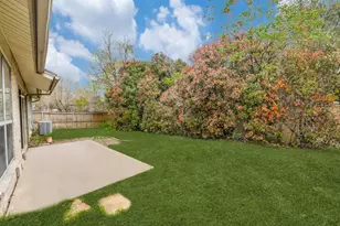 3914 Willowood Ln, Grand Prairie, TX 75052 - Photo 11