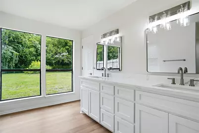 2001 Jasmine Lane, Plano, TX 75074 - Photo 9