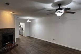 13853 Leinsper Green St, Dallas, TX 75240 - Photo 15