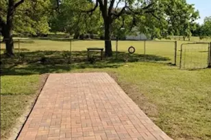 2524 Mockingbird Rd, Burleson, TX 76028 - Photo 29
