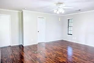 2524 Mockingbird Rd, Burleson, TX 76028 - Photo 9