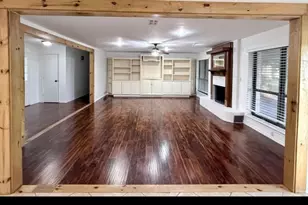 2524 Mockingbird Rd, Burleson, TX 76028 - Photo 3