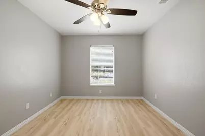 507 E Daugherty Drive, Garland, TX 75041 - Photo 17