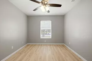 507 E Daugherty Dr, Garland, TX 75041 - Photo 17