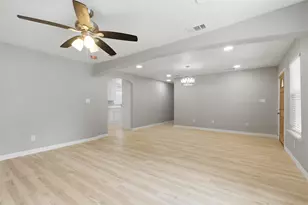 507 E Daugherty Dr, Garland, TX 75041 - Photo 7
