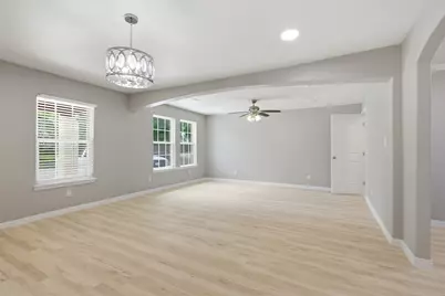 507 E Daugherty Drive, Garland, TX 75041 - Photo 5