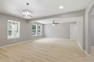 507 E Daugherty Dr, Garland, TX 75041 - Photo 5