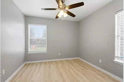 507 E Daugherty Drive, Garland, TX 75041 - Photo 19