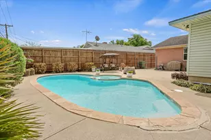 1233 Bardfield Ave, Garland, TX 75041 - Photo 31