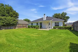 316 Preston Dr, Cleburne, TX 76033 - Photo 25