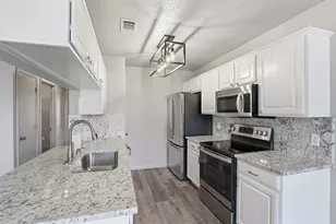 316 Preston Dr, Cleburne, TX 76033 - Photo 13