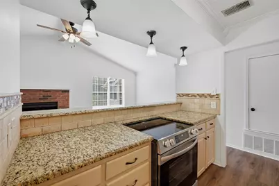914 W Washington Street #F, Sherman, TX 75092 - Photo 13