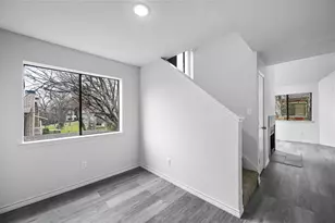 9825 Walnut St, Dallas, TX 75243 - Photo 21
