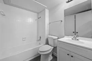 9825 Walnut St, Dallas, TX 75243 - Photo 15