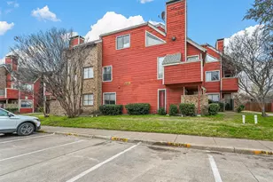 9825 Walnut St, Dallas, TX 75243 - Photo 3