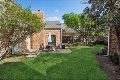 217 Cimarron Trail #5, Irving, TX 75063 - Photo 27