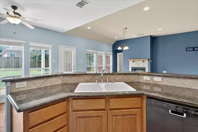 206 Water Oak Lane, Weatherford, TX 76086 - Photo 9