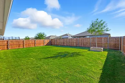 633 Captree Lane, Fort Worth, TX 76131 - Photo 15