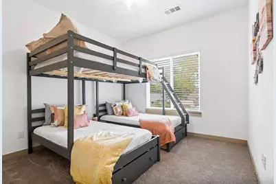698 N Center Street, Arlington, TX 76011 - Photo 21