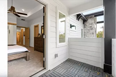 698 N Center Street, Arlington, TX 76011 - Photo 17