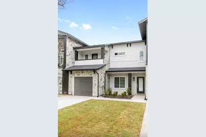 698 N Center Street, Arlington, TX 76011 - Photo 1