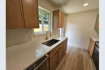 1725 R Avenue #1725, Plano, TX 75074 - Photo 7