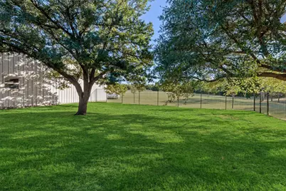 2104 W Holiday, Fate, TX 75087 - Photo 29