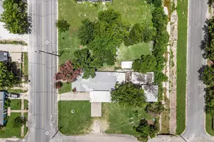 1320 S 26th St, Waco, TX 76706 - Photo 5