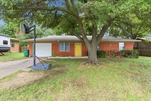 141 Park Dr, Stephenville, TX 76401 - Photo 1