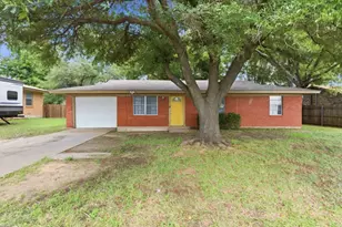 141 Park Dr, Stephenville, TX 76401 - Photo 1