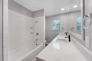 4005 Ridgebrook Dr, Arlington, TX 76015 - Photo 17