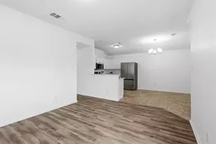 9447 Crimnson Ct, Dallas, TX 75217 - Photo 3