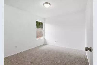 9447 Crimnson Court, Dallas, TX 75217 - Photo 9