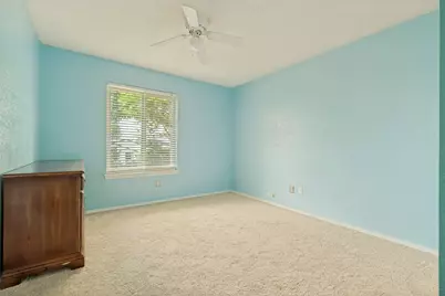 1002 Bellflower Court, Carrollton, TX 75007 - Photo 17