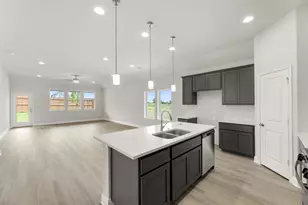 1821 Gleasondale Dr, Forney, TX 75126 - Photo 5