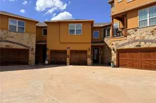 7310 Venice Dr, Grand Prairie, TX 75054 - Photo 3