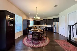 7310 Venice Dr, Grand Prairie, TX 75054 - Photo 5