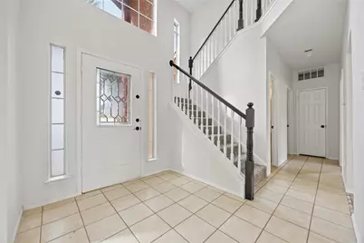 406 Hampton Circle, Grand Prairie, TX 75052 - Photo 3