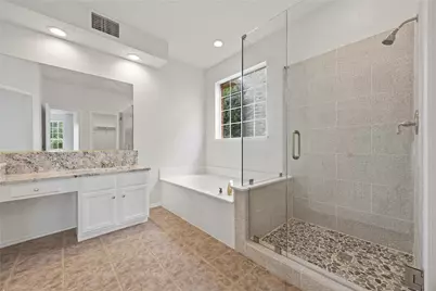 406 Hampton Circle, Grand Prairie, TX 75052 - Photo 11
