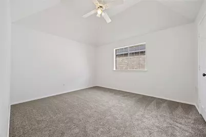 406 Hampton Circle, Grand Prairie, TX 75052 - Photo 19