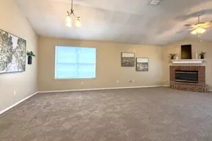 10909 Deauville Cir S, Fort Worth, TX 76108 - Photo 3
