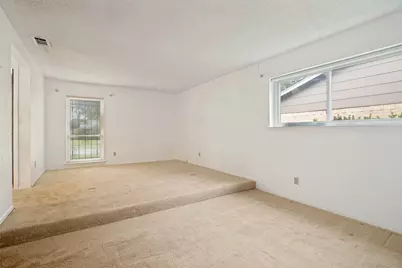 527 Dinalynn Street, Mesquite, TX 75149 - Photo 11