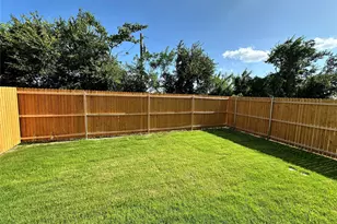 835 Sandhill Crane Ln, Princeton, TX 75407 - Photo 11